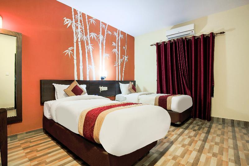 Vision Safari Pvt Ltd Hotel Sauraha Buitenkant foto